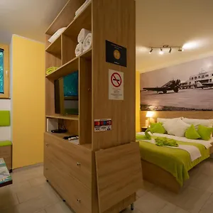  Apartment Castle