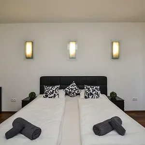  Apartment Castle With Panoramic Balcony