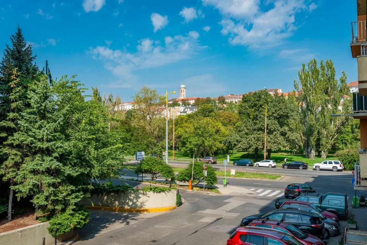 Apartment Deluxe Residence Parkside Budapest