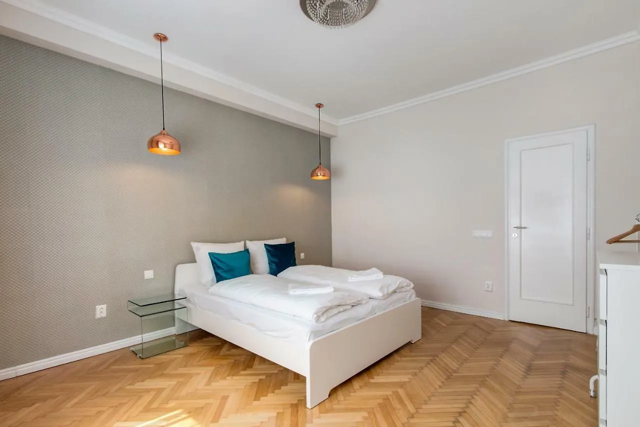 Apartment Deluxe Residence Parkside Budapest