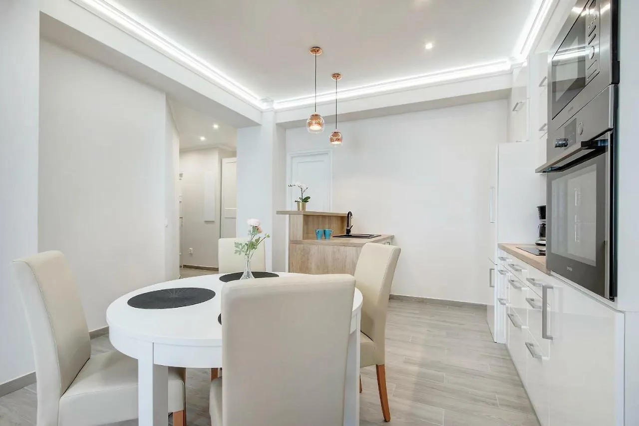 Apartment Deluxe Residence Parkside Budapest Hungary