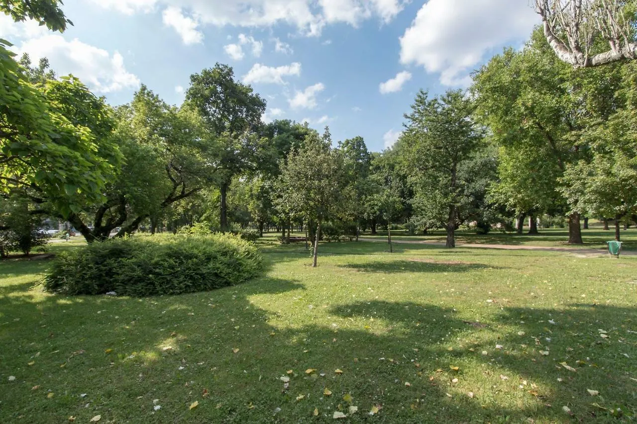 Apartment Deluxe Residence Parkside Budapest