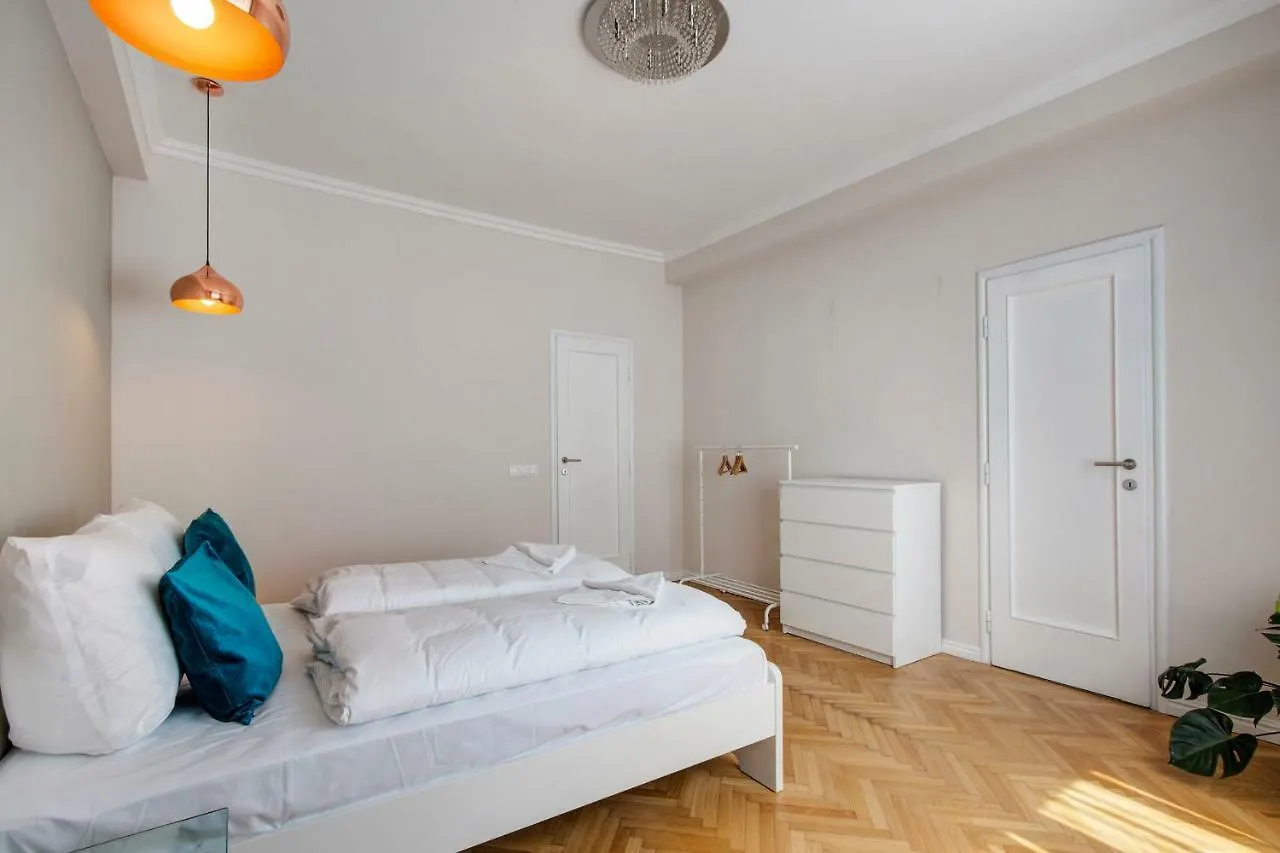 Deluxe Residence Parkside Budapest 0*,